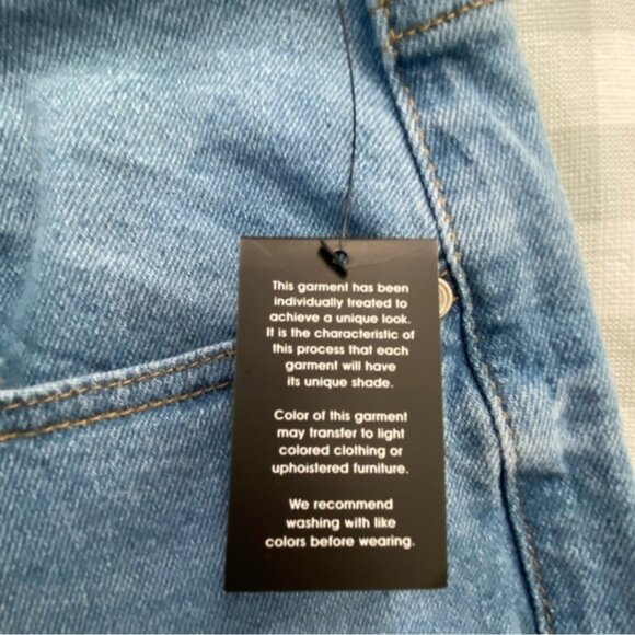 Fashion Nova blue jeans high rise straight leg light wash stretch size 15 or 32 - Picture 4 of 13